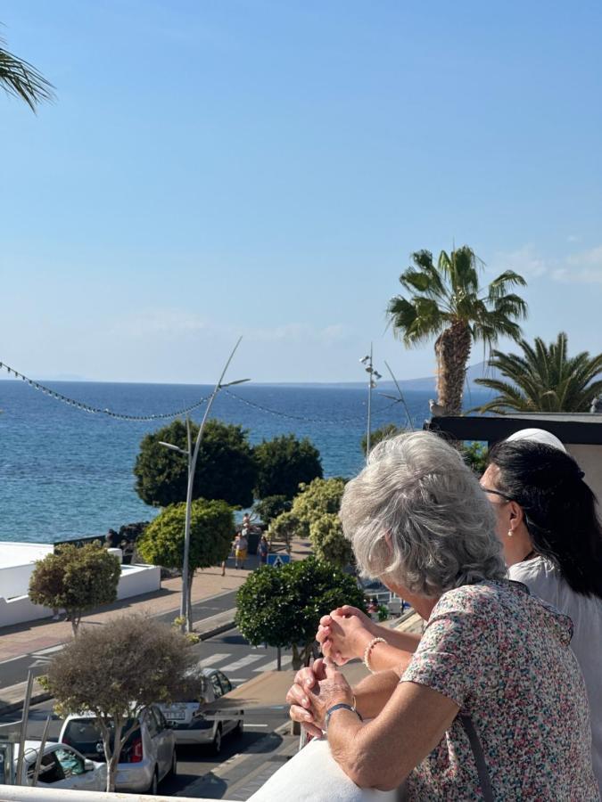Sea View With Direct Access To Boulevard Puerto del Carmen  Buitenkant foto