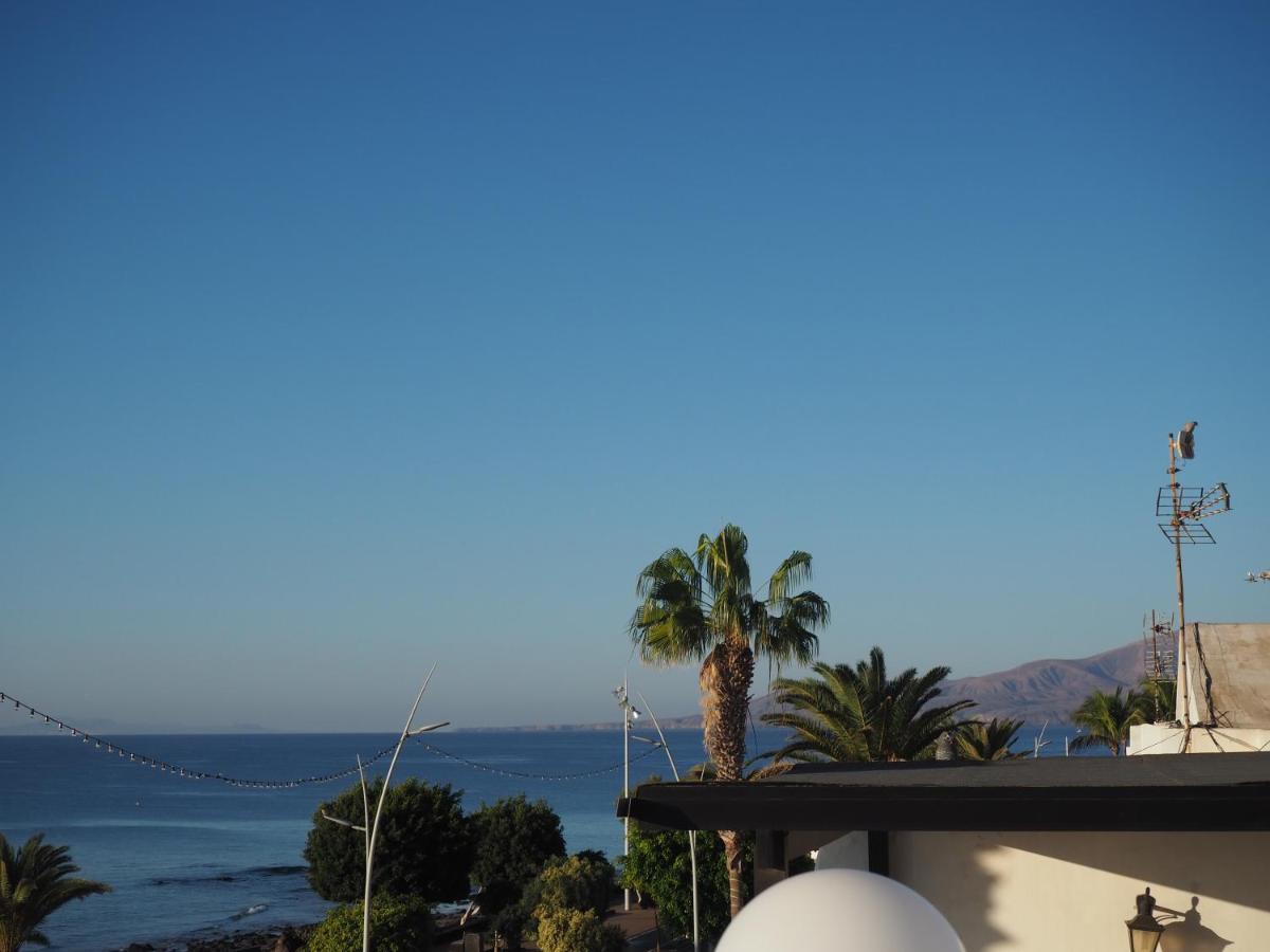 Sea View With Direct Access To Boulevard Puerto del Carmen  Buitenkant foto